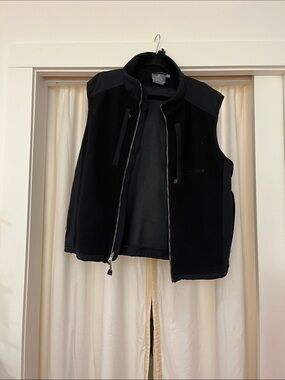 Solstice Black Men's Fleece Vest